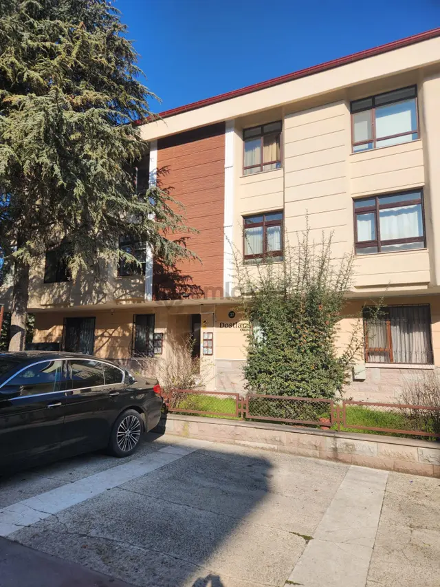G.o.p. Uğur Mumcu Sokak'ta Eşyalı Kiralık Daire , Büyük 2+1 2