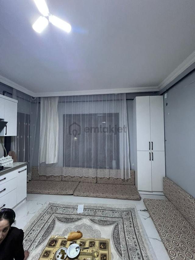Bostaniçi Mahallesinde Satılık 2 Adet Müstakil Ev 2 Adet Dükkan 2