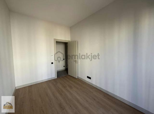 Çınarköy Evleri Peyzaj Manzaralı Oturuma Hazır Kiralık 3+1 Daire 4