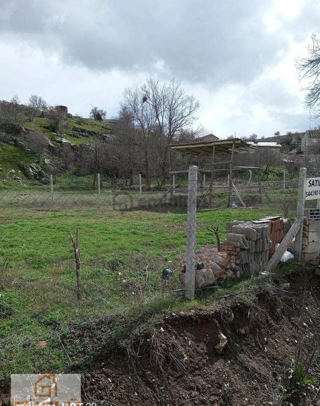 Gödene Bölgesi Dereye Cephe Müstakil Bahçe 2