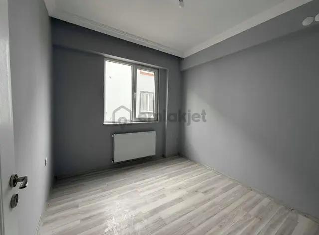 Ön Cephe Cam Balkonlu 2+1 Daire 5
