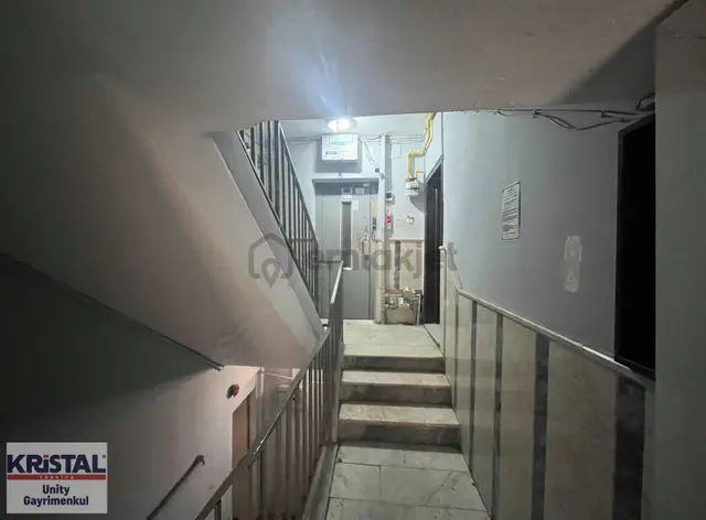 Vali Ali Fuat Güven Caddesi Üzerinde Satılık 3+1 Daire 3