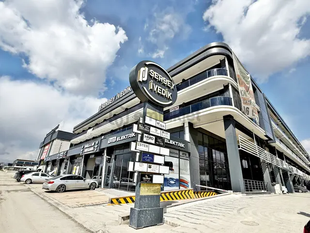 Ticaretin Merkezi İvedik Osb'de Serbey İvedik'te Satılık Ofis 3
