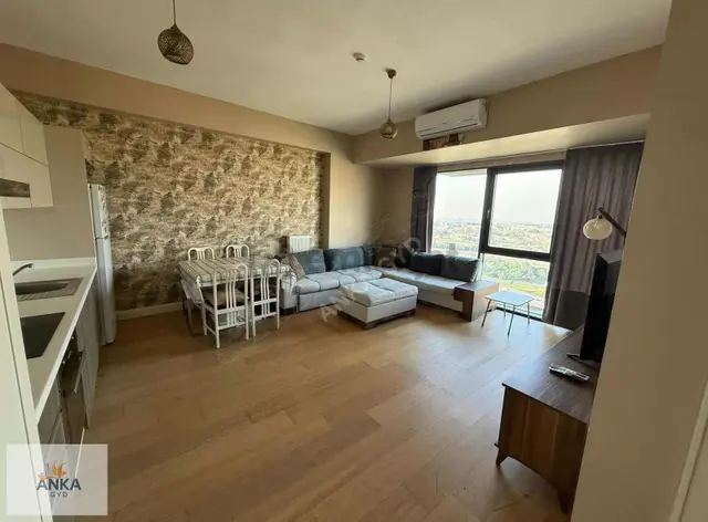 Venezia Da Şehir Mnz Kare Salon Satılık 1+1 Fırsat Daire