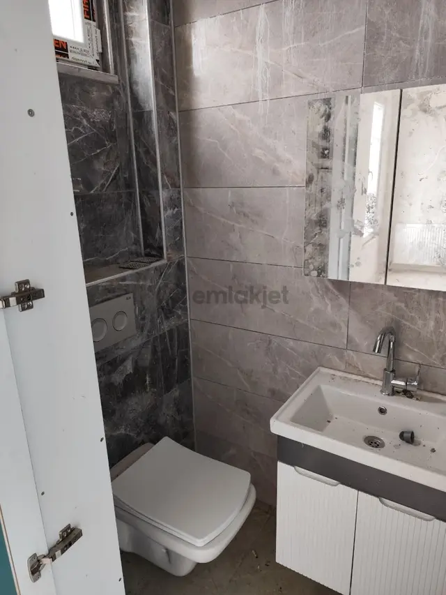 Varır Park Sitesinde 2+1 Geniş Lüks Daire 5