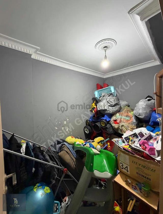 Esenyurt'ta Satılık 2+1 Yüksek Giriş Daire 4