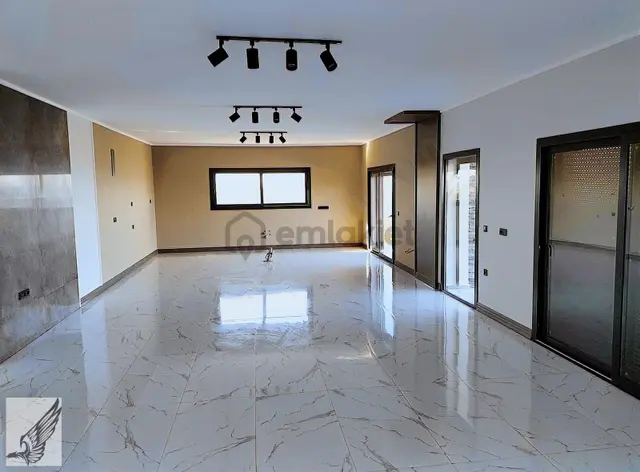 Güzelbahçe Küçükkaya'da 4250 M² Tarla İçinde Satılık Villa 3