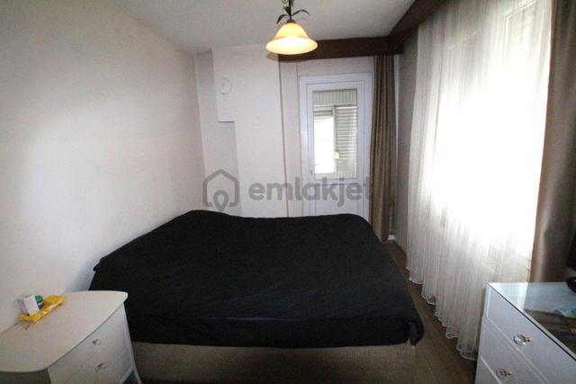 Arga'dan Buca Vali Rahmi Bey Mahallesin'de 3+1 Satılık Daire. 5