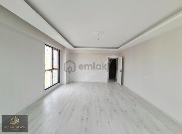 Pendik Leb-i Derya'da Deniz Manzaralı, En Üst Kat 3+1 Daire 4
