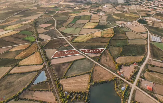 Erzincan Yaylabaşı Yola 48 M Cepheli 4062 M2 Sulu Tarla 3
