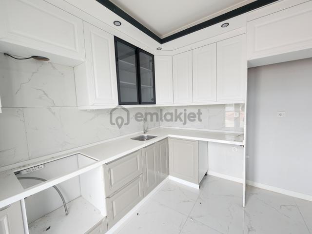 Başiskele Yeşilyurt'ta Site İçi 3+1 Kiralık Daire 5
