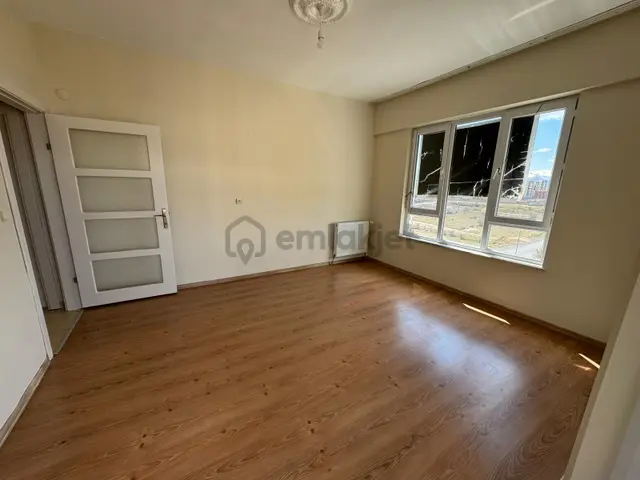 Mimsin Fatih Mahallesi 3+1 135m Kare Önü Açık Fırsat Daire 5