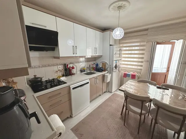 Tuzluçayır Göbek Yakınında Kat Konumu Yapılı 3+1 Satılık Daire 1