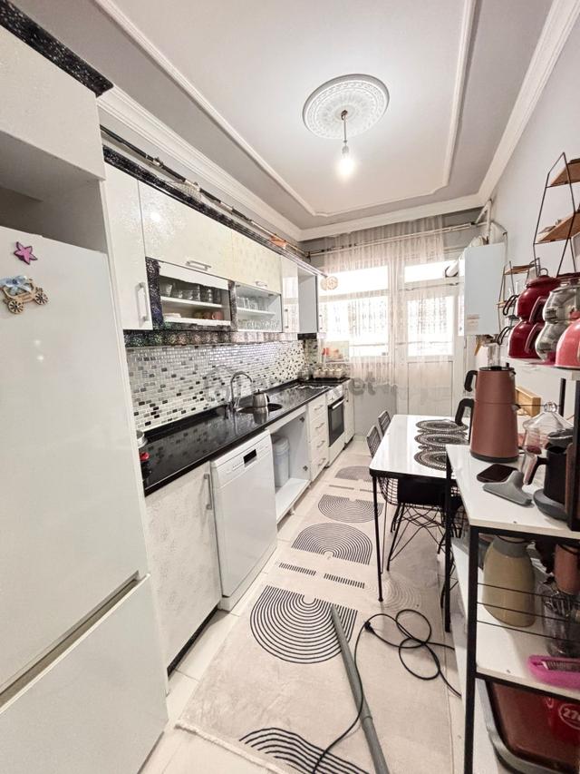 Cemalıye Mah Kat 1 2+1 25 Yas Ayrı Wc Teraslı 2,150 Bın 5