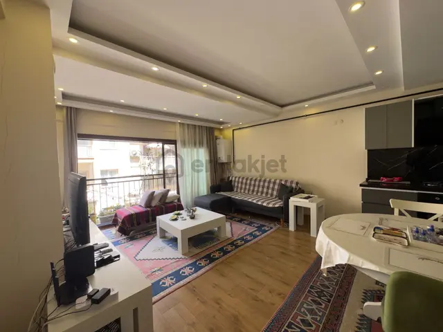 Karşıyaka Sahıle 70m: 5 Yaşında, Modern Mımarı Ve Engelsız Yaşam Odaklı 2+1