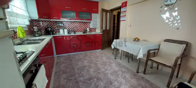 Narlıdere Ilıca Da Geniş Ara Kat 3+1 Satılık Daire 2