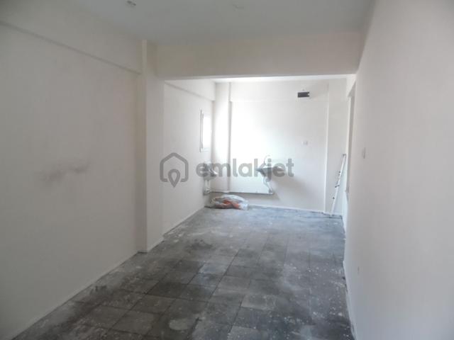 Konak Kemeraltı Kar İşhanında Kiralık 1+0 Büro/ofis 2