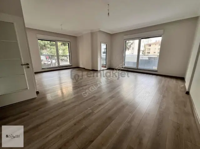 Sağlam'dan Erenköyde Yeni Bina 170m2 4+1 Balkonlu Satılık Daire 1