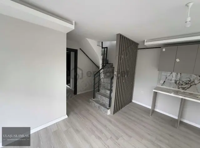Finans Merkezi Ve Metronun Yanında 4+1 160m2 *sıfır* Lüks Dublex 3