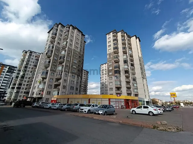 Mithatpaşa Mah.önü Fuul Açık Kombili Ebeveyn Banyolu 3+1 2