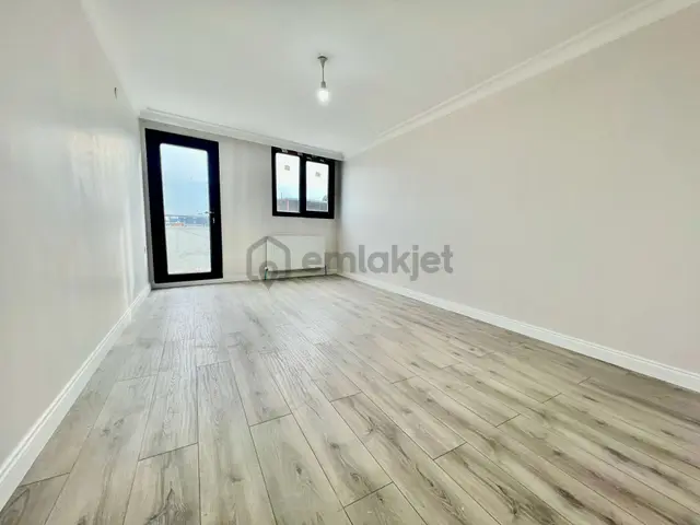 Yusuf Emlak'tan Tevfikbey’de Yeni Binada 2+1 Satılık Daire Yusuf Emlak'tan Tevfikbey’de Yeni Binada 2+1 Satılık Daire