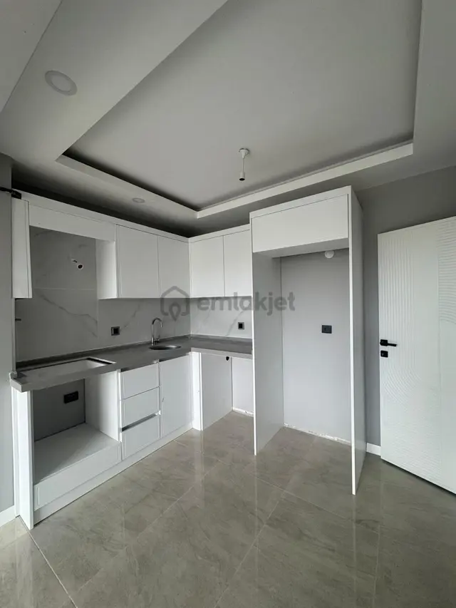 Bandırma Mavi Emlaktan Yeni Mah. 2+1 Amerikan M. Kiralık Daire 2