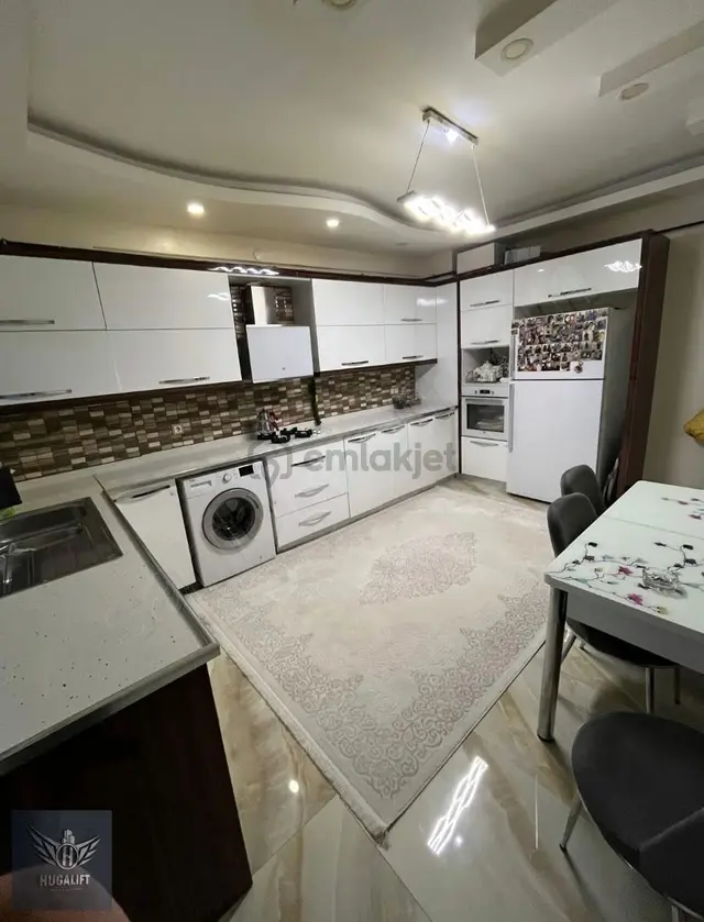 Hugalift Gayrimenkulden 50lik Yola Sıfır 3,5+1 Ultra Lüks Daire 2