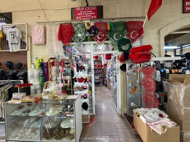 Sabit Gelirli!mısır Çarşısında Devren Kiralık Kına&çeyiz Dükkanı 2