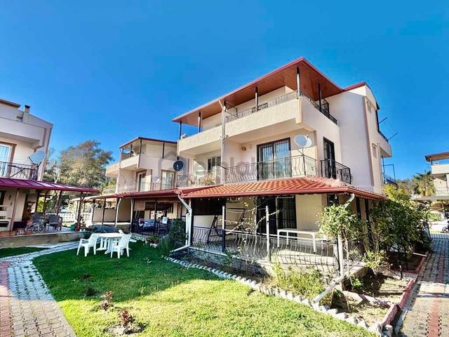 Denize Çok Yakın Bakımlı Villa! 3