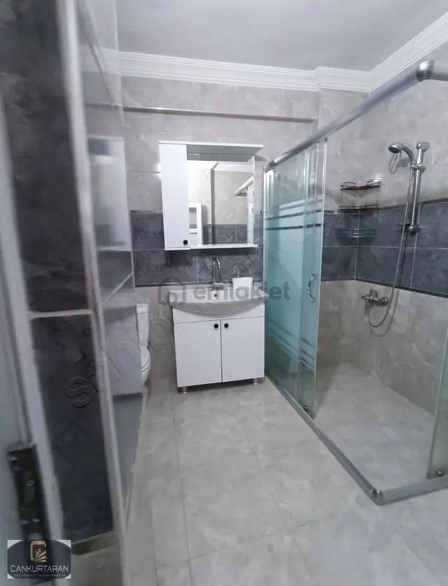 Mezitli Merkez Gmk Cadde Üzerinde 3+1 Geniş Kiralık Daire 3