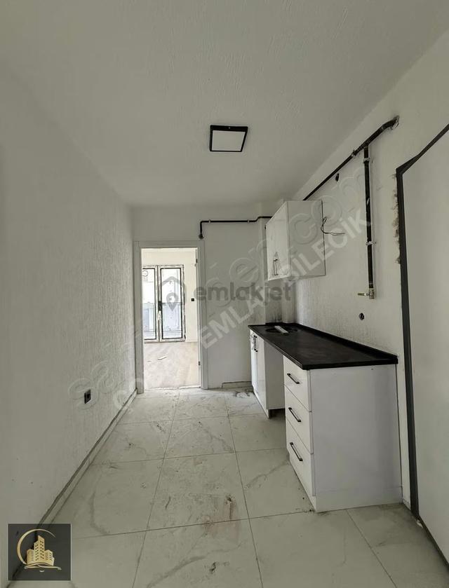 Üniversite Ve Hastaneye 5 Dk Mesafede 2+0 Sıfır Satılık Daire 2