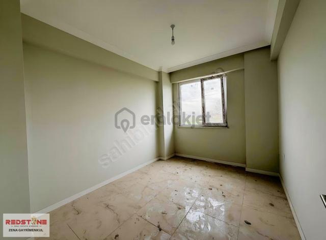 Redstone Zena'dan Söğütlü'de Satılık 1+1 Apart Daire 5