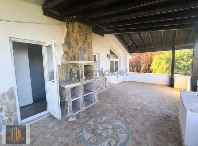 Sağlam'dan Esentepe'de 4+1 Kiralık Villa 2