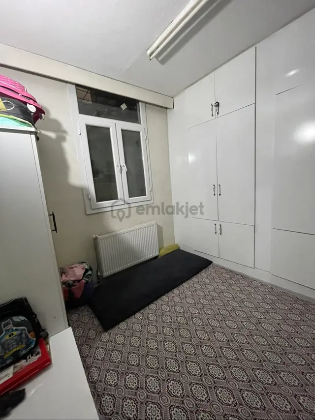 Yılmaz Emlaktan Kıbrıs Mahallesinde Doğal Gazlı İki Katlı Müstakil Ev. 3