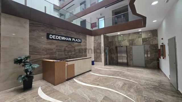 Bayraklı Dedemhan Plazada 60 M² 2+0 Kiralık Ofis | Park Manzara 4