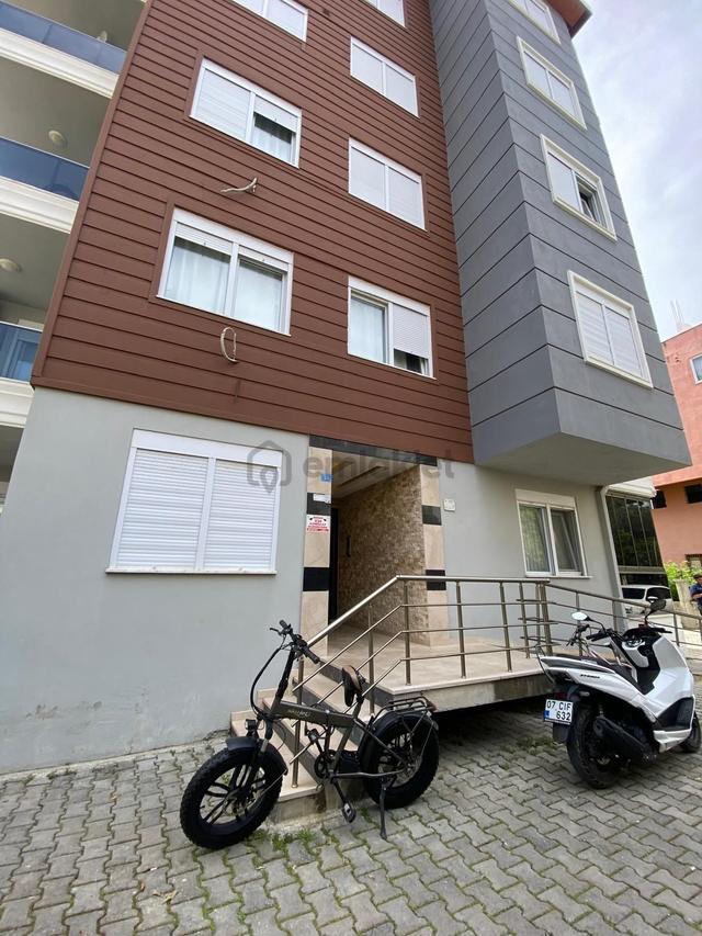Gazipaşa'da Modern Tasarımlı Full Eşyalı 1+1 Daire 4