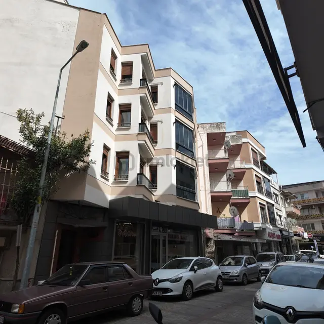 İnönü Nakliye Caddesi Arkası 145 M2 Asansörlü 3+1 Bakımlı Daire 2