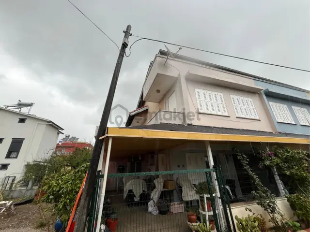 Gümüldürde Denize Ve Çarşıya Çok Yakın (pazarlık Var.) 2