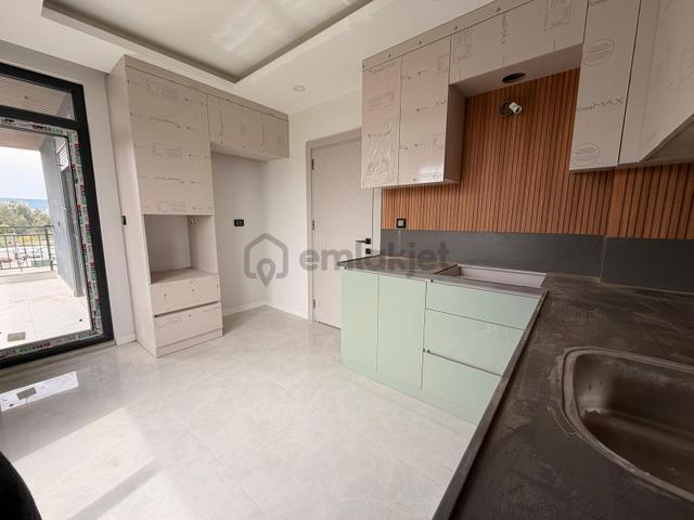 Önü Komple Açık A Kalite Ferah Daire 2+1 90m2 2