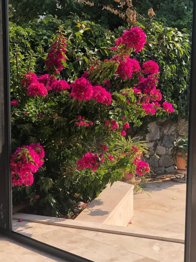Seydikemer Cumhuriyet Mahallesinde Satılık Müstakil Villa (4+1) 3