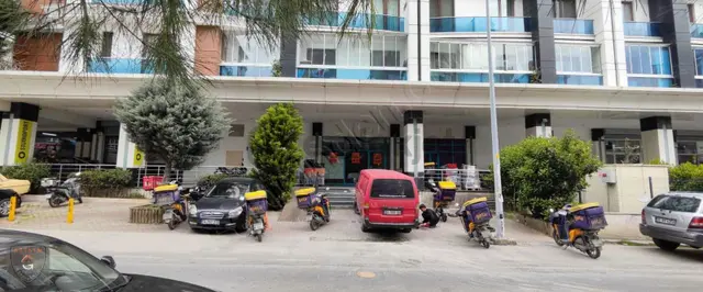 Saklıhan Konakları 'nda 200 M2 Boş Dükkan 5