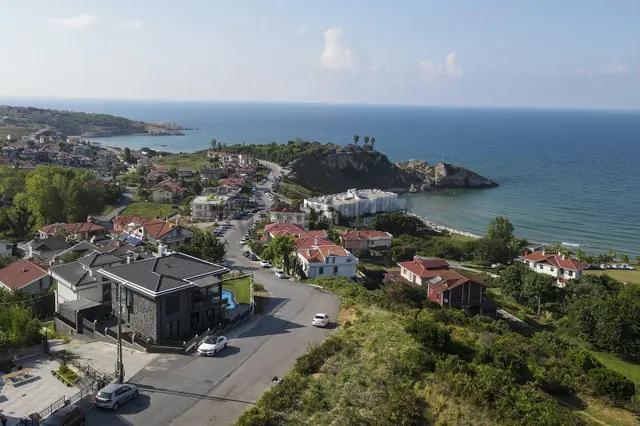 Şile'de 485m2 Arsa İçerisinde Deniz Manzaralı Satılık 5+1 Villa 2