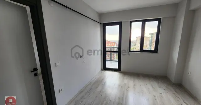 Edirne Cumhuriyet Mah.de Geniş Sıfır Kiralık 1+1 Eşyasız Daire 4