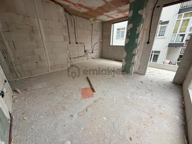 █ Konfor █ Sıfır Ekim Teslim Ara Katta Balkonlu Güney Cephe 1+1 3