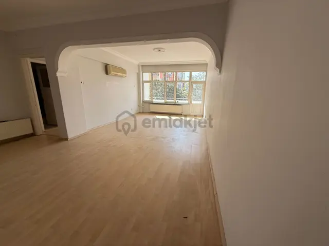 İzmit Merkez İnönü Caddesi'nde Satılık 3+1 Daire 3
