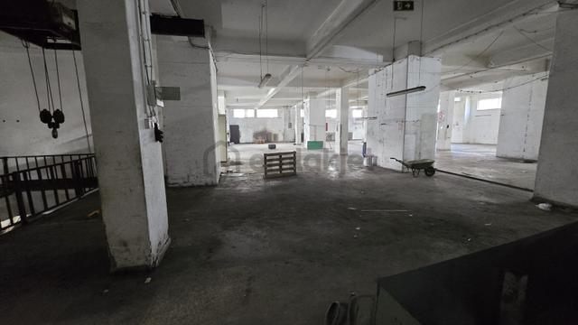 Beylikdüzü O.s.b. Bakırcılar Kiralık 1.250m² Tır Rampalı Giriş 4