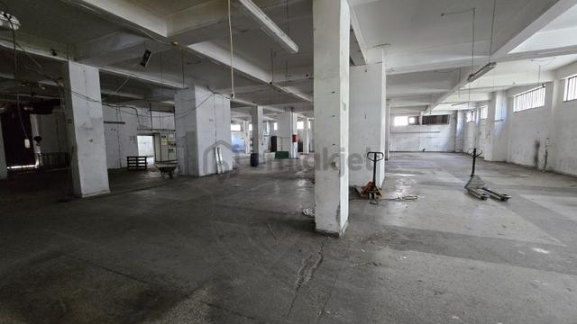 Beylikdüzü O.s.b. Bakırcılar Kiralık 1.250m² Tır Rampalı Giriş 5