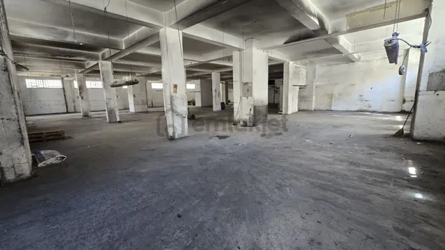 Beylikdüzü O.s.b. Bakırcılar Kiralık 1.250m² Tır Rampalı Giriş 1