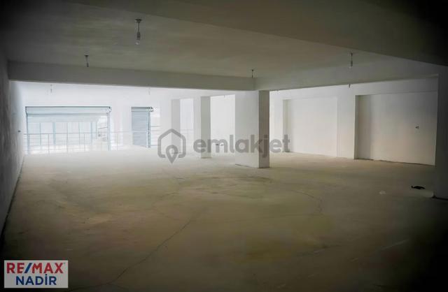 Sanayide 400 M² Asma Katlı Geniş Cepheli Acil Satılık İşyeri 3