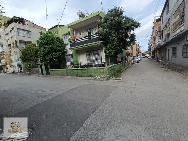 İstiklal Mah. Merkezi Konum Köşe Başı Komple Satılık Müstakil Ev 1